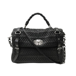 sac a main miu miu cuir matelasse plisse noir