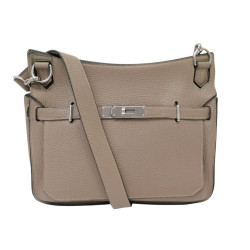 sac a main hermes jypsiere 28 en cuir clemence taupe