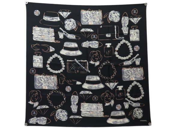 foulard chanel sacs colliers chaussures camelia