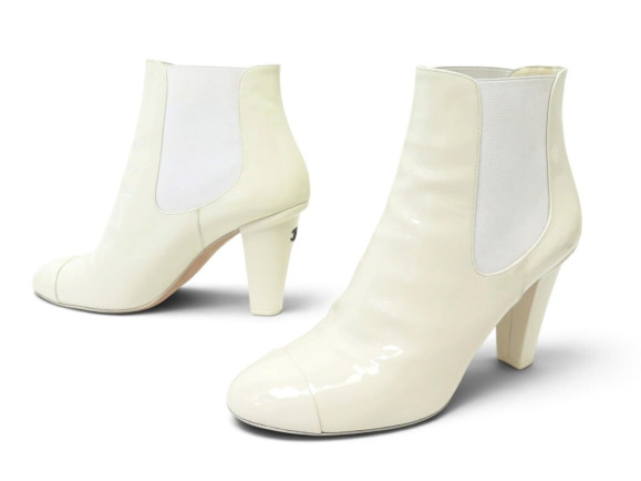chaussures chanel bottines logo cc g38579 40 cuir