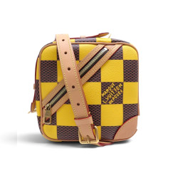 sac a main louis vuitton chess messenger damier jaune
