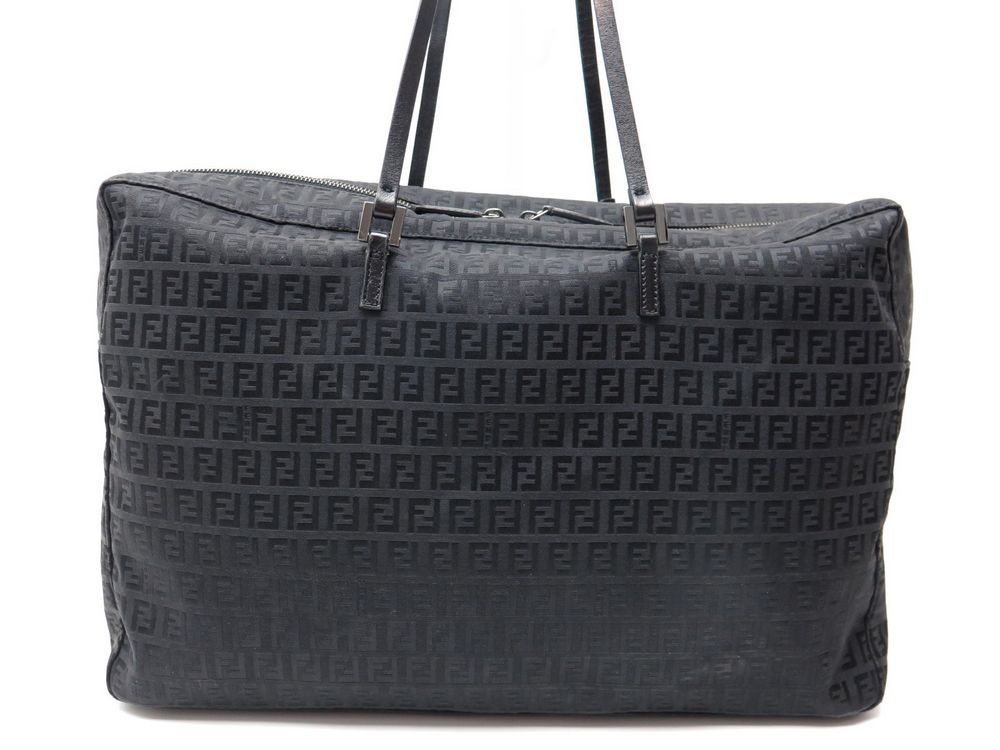 cabas fendi monogram