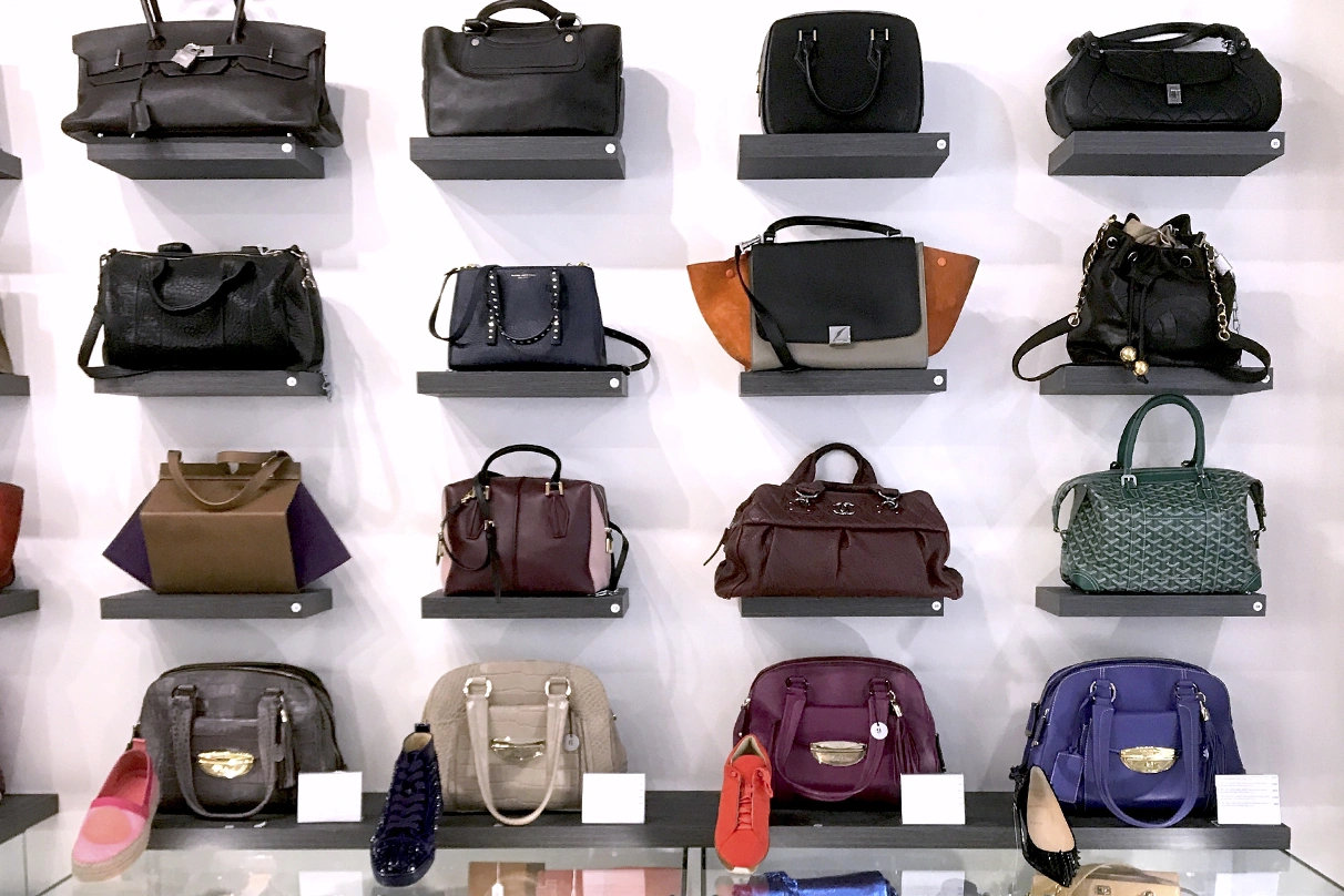 Luxury Consignment Paris Mozart